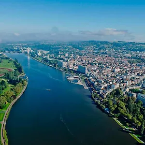 https://vichy-superbe-appartement-f2-neuf.hotels-rhonealpes.com